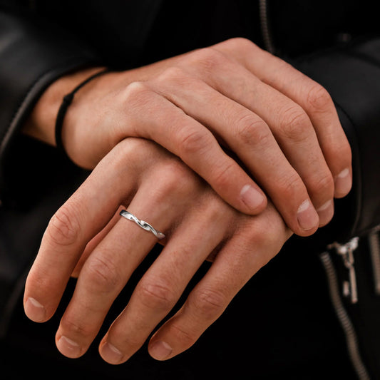 Men's Simple Twisted Adjustable Minimalist Wedding Ring - Unisex Mobius Design