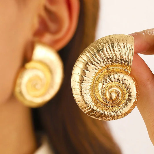 Punk Metal Spiral Snail Shape Stud Earrings for Women - Vintage Gold Irregular Chunky Piercing Jewelry Gift 2025