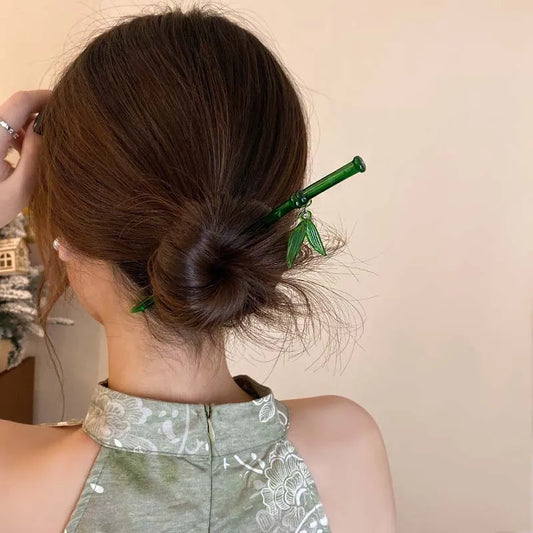Vintage Imitation Jade Bamboo Leaf Hair Stick - Elegant Chinese Style Hairpin for Women