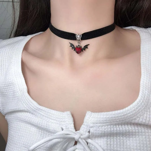 Punk Black Bat Wings Pendant Choker Necklace for Women - Gothic Red Heart Crystal Clavicle Chain Jewelry