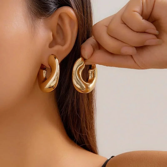 Vintage Metal Thick C-shaped Hoop Earrings for Women - Punk Hip Hop Gold Color Irregular Round Earrings