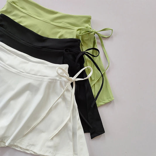 Sports Yoga Skirt for Women - Quick-Dry Badminton & Tennis Skirt with Pockets and Side Split
