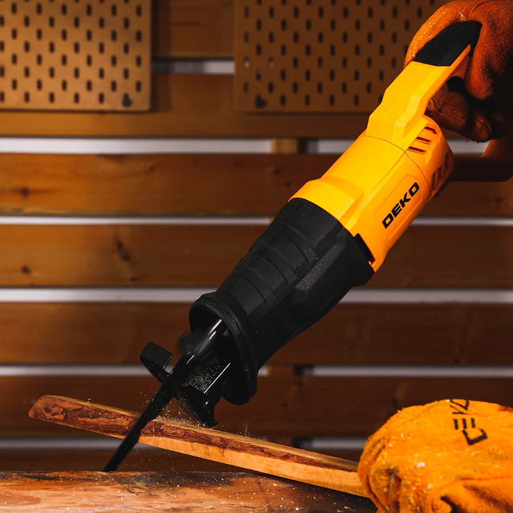 DEKO DKRS710G20 710W Electric Reciprocating Saw – Includes Blades for Woodworking & DIY