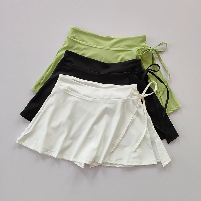 Sports Yoga Skirt for Women - Quick-Dry Badminton & Tennis Skirt with Pockets and Side Split