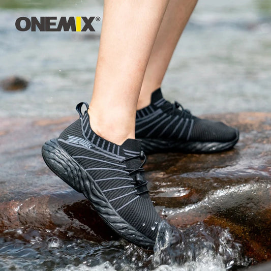 ONEMIX Men's Lightweight Breathable Sneakers for Training and Jogging