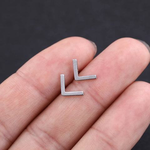 Skyrim Nordic Runes Letter Earring Amulet - Stainless Steel Stud Jewelry for Women and Girls