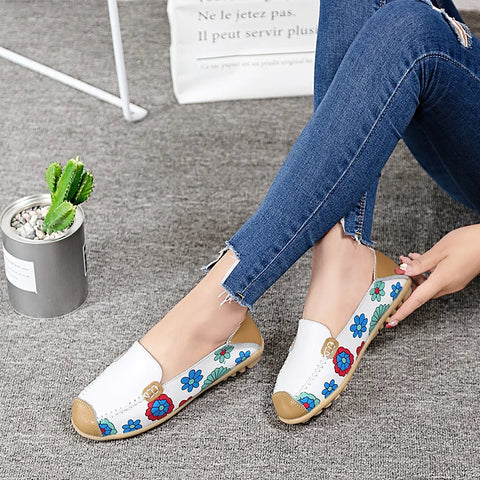 WOIZGIC Ladies Genuine Leather Flats for Spring & Autumn