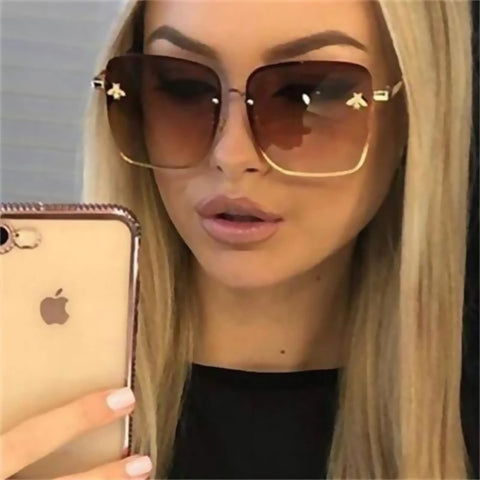 TOYEARN Oversized Randloze Vierkante Zonnebril – Kleine Bijendetail Gradiënt UV400 Dameszonnebril