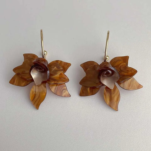 2025 Trendy Metal C-shaped Acrylic Flower Pendant Earrings for Women - Vintage Coffee Petal Jewelry