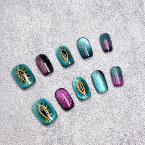 Cat-eye Design Press on Nails - 10 Pcs Handmade
