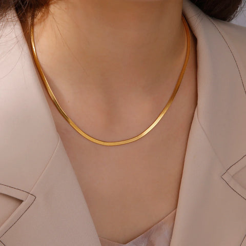 Skyrim Stainless Steel Gold Color Chain Necklace for Women – Minimalist Cuban Paperclip Twisted Snake Chain Fashion Jewelry
