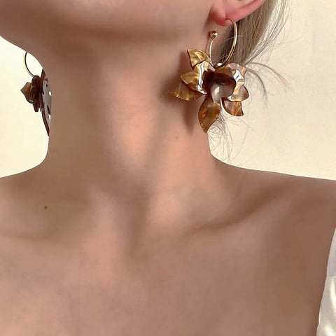 2025 Trendy Metal C-shaped Acrylic Flower Pendant Earrings for Women - Vintage Coffee Petal Jewelry