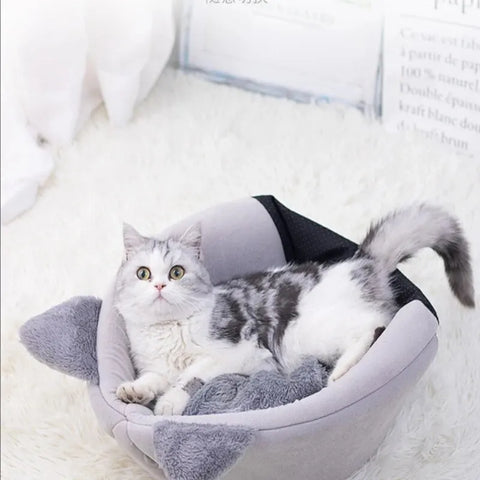 Cute Cat Head Shape Warm Sleep Cave – Cozy Cat House for All Seasons