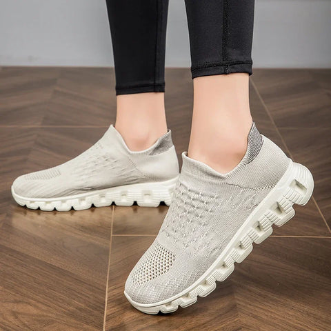 Nieuwe gevulkaniseerde instapsneakers voor dames