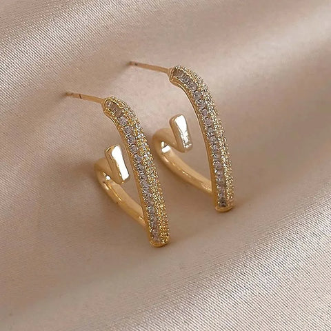 Fashion Simple Gold Color Love Heart Earrings for Women - Trendy Elegant Metal Geometric Zircons Heart-Shaped Jewelry