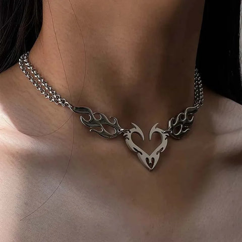 Stainless Steel Silver Color Thorn Heart Choker Necklace For Woman Man Punk Hip Hop Metal Hollow Clavicle Chain Necklace Jewelry