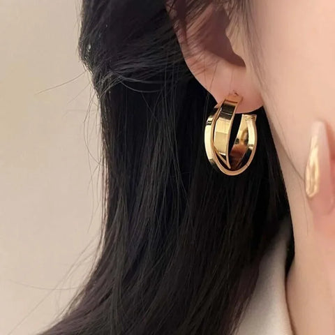 Fashion Metal Geometric Circular Hoop Earrings for Women - Punk Silver Twist C Shape Drop Earrings