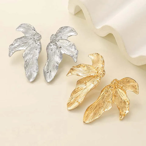 Exaggerated Personality Metal Geometric Leaf Stud Earrings for Women - Irregular Wrinkled Texture Party Jewelry Gift