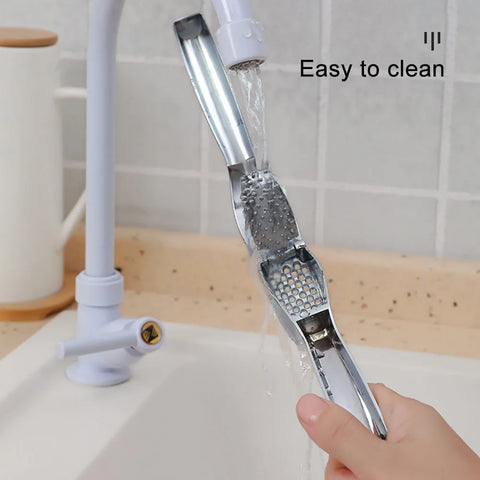 Ergonomic Garlic Press - Handheld Masher for Effortless Garlic and Ginger Crushing