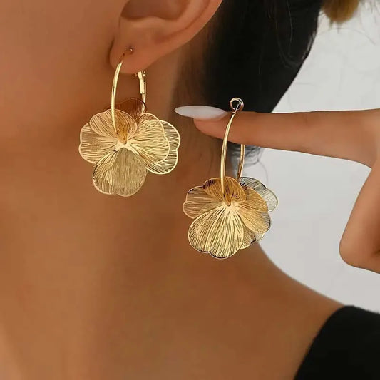 Exaggerate Gold Color Hollow Flower Hoop Earrings for Women - Vintage Big Petal Personality Jewelry for Daily Wear