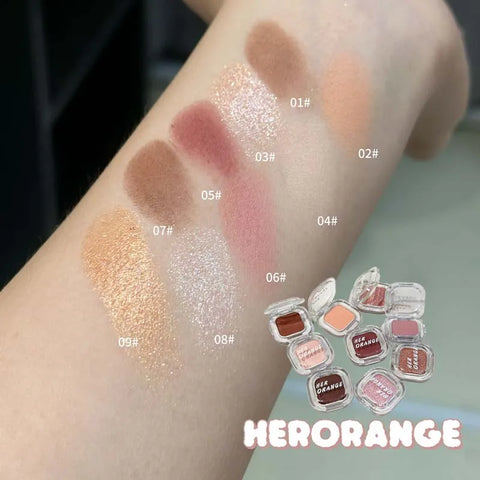Monochrome Eyeshadow Palette - Matte Wine Red, Brown, Smoky Pearl & Glitter