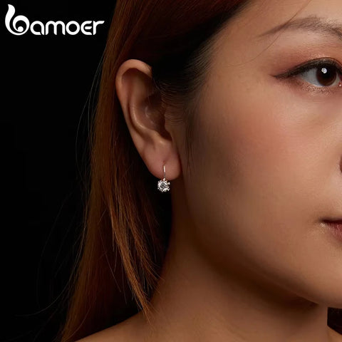 BAMOER Moissanite Flower Earrings
