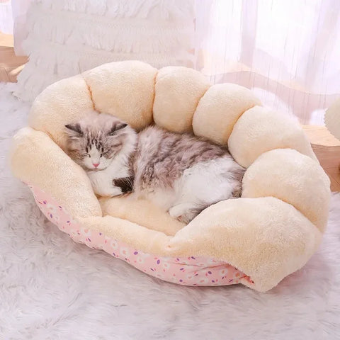 Warm and Cozy Cat Bed for Purr-fect Winter Snuggles