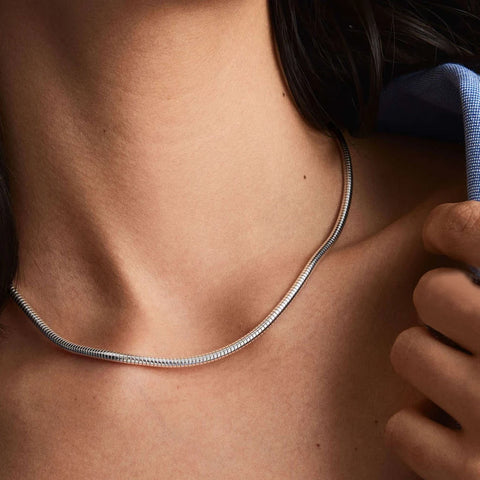 eManco Silver Color Snake Chain Choker - Minimalist Stainless Steel Necklace for Men & Women