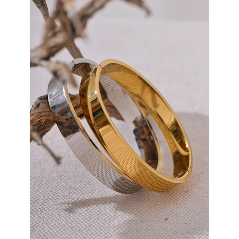 Yhpup High Quality Stainless Steel Round Wide Bracelet Bangle – Fashion Texture in Gold and Silver Color, Waterproof Charm Jewelry Gift
