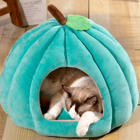 Cozy Banana-Shaped Plush Bed for Cats and Dogs - Perfect Winter Accessory