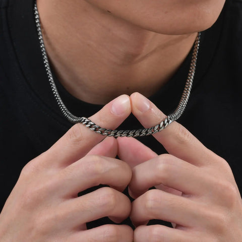 Stylish Punk Cuban Necklaces for Men and Women - Stainless Steel Miami Curb Collar in Silver, Black, and Gold