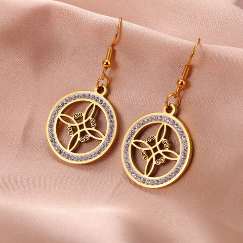 Skyrim Witch Knot Drop Earrings - Stainless Steel Amulet with Clear Zircon Pendant | Unique Witchcraft Jewelry for Valentine’s Day