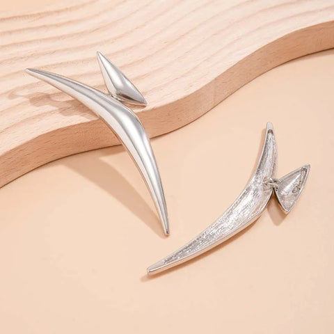 Exaggerated Metal Triangle Bend Pointed Earrings for Women - Minimalist Geometric Curved Stud Jewelry for 2025