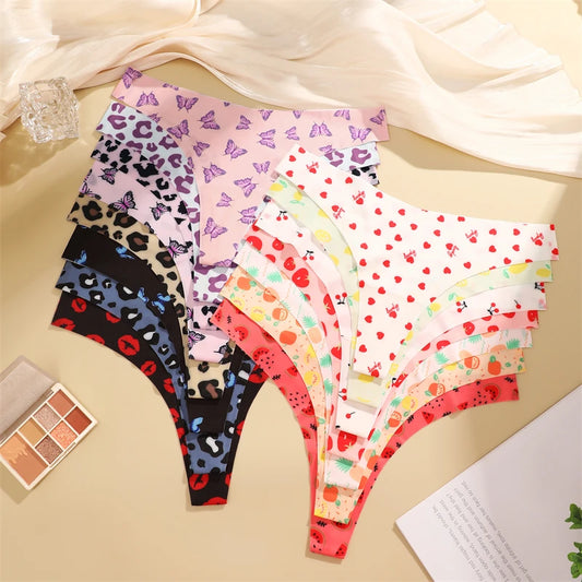 Ultra-Thin Seamless Women's Thongs with Sexy Graphics