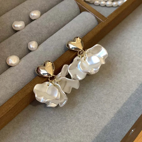 Vintage White Heart Shell Flower Drop Earrings – Elegant Wedding Jewelry Gift for Women