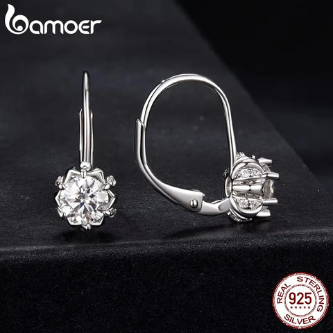BAMOER Moissanite Flower Earrings