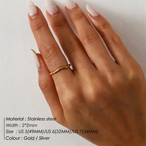 eManco Trendy Gold & Silver Irregular Wave Rings for Women and Couples