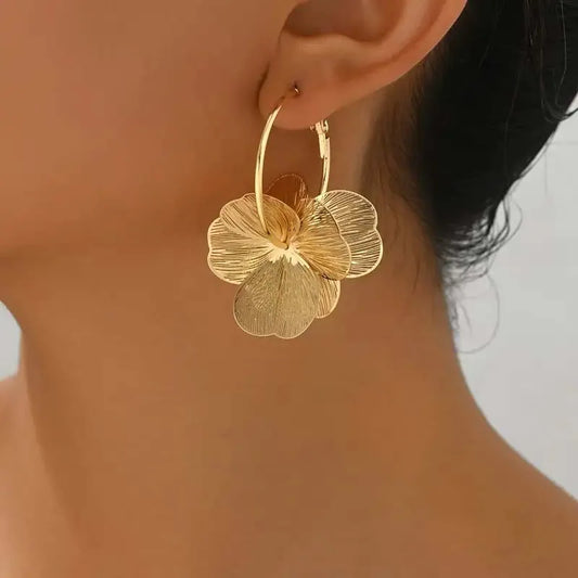 Exaggerate Gold Color Hollow Flower Hoop Earrings for Women - Vintage Big Petal Personality Jewelry for Daily Wear