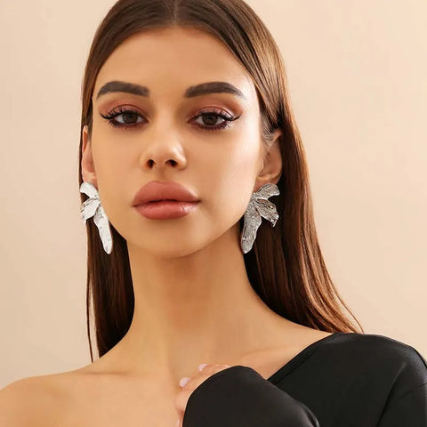 Exaggerated Personality Metal Geometric Leaf Stud Earrings for Women - Irregular Wrinkled Texture Party Jewelry Gift