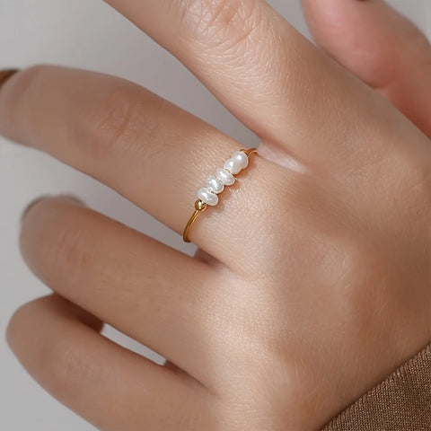 eManco Freshwater Pearl Gold-Plated Round Rings - Elegant Holiday Jewelry Gifts