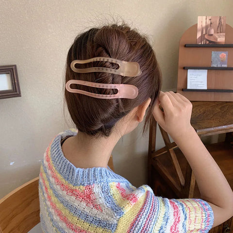 Acrylic Matte Duckbill Hair Claws and Barrettes - Stylish Hair Accessories for Women