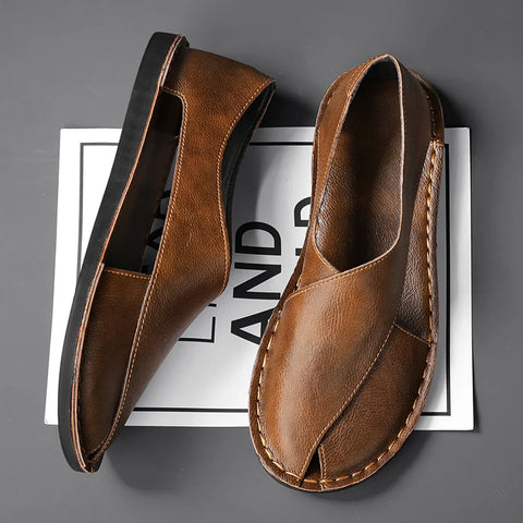 Sommerliche handgefertigte Herrensandalen aus Leder