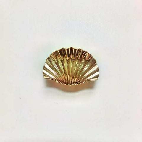 Fashion Gold Color Metal Shell Hair Claws for Women - Trendy Crab Clamps and Clips