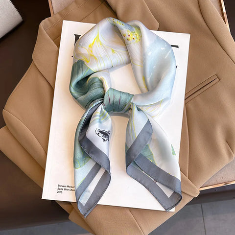 70cm Fashion Print Satin Silk Scarf for Women