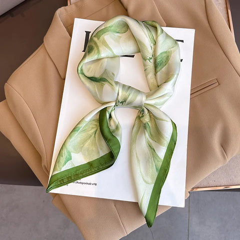 70cm Fashion Print Satin Silk Scarf for Women