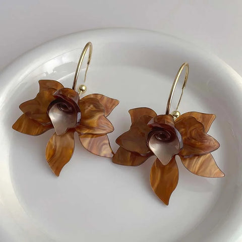 2025 Trendy Metal C-shaped Acrylic Flower Pendant Earrings for Women - Vintage Coffee Petal Jewelry