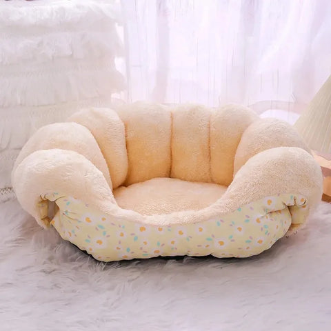 Warm and Cozy Cat Bed for Purr-fect Winter Snuggles