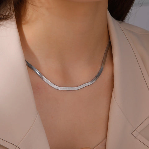 Skyrim Stainless Steel Snake Chain Necklace - Gold Herringbone Choker for Men & Women - Trendy Jewelry Gift 2025