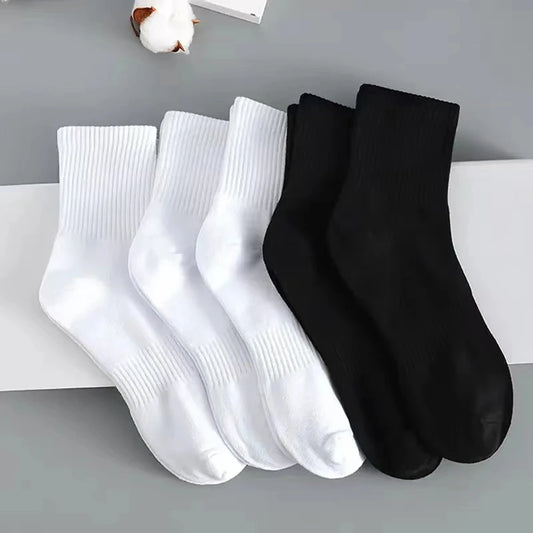 5 Pairs Men Solid Color Socks - Fashionable & Versatile
