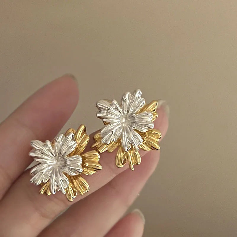Exaggerated Metal Flowers Pearl Stud Earrings – Fashion Jewelry Gifts for Women